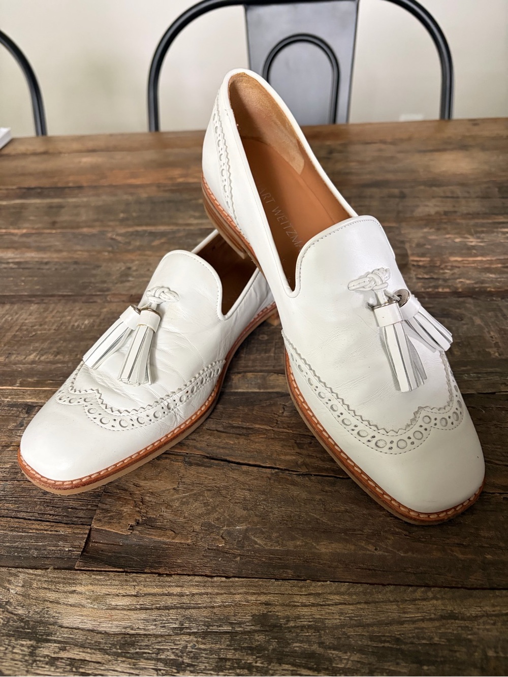 Stuart Weitzman White Leather Tassel Loafers Sz 8.5